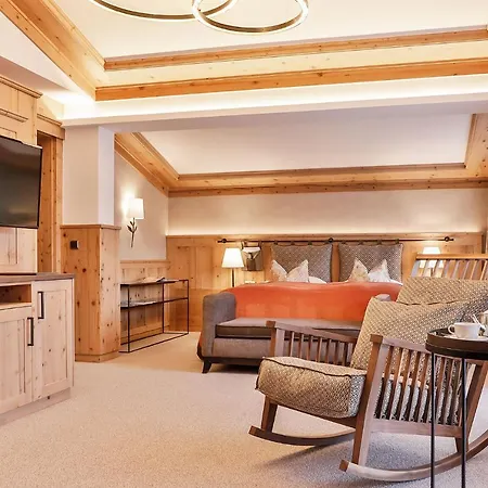 Superior Tirolerhof - Zell Am Szálloda