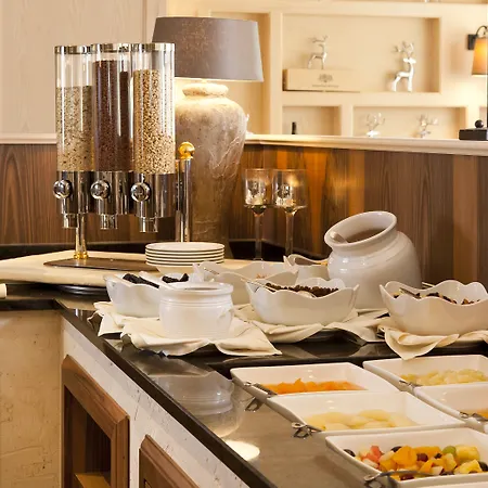 Superior Tirolerhof - Zell Am 4*