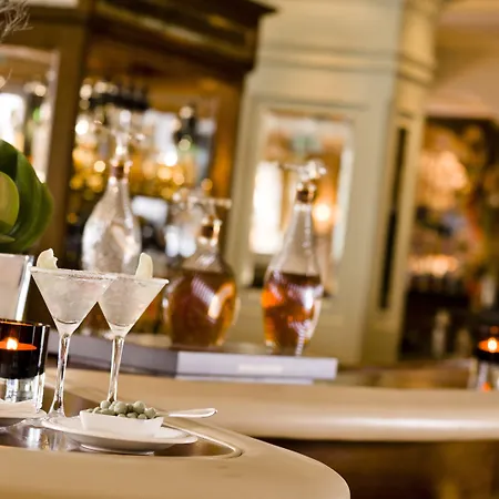 Hotel Superior Tirolerhof - Zell Am