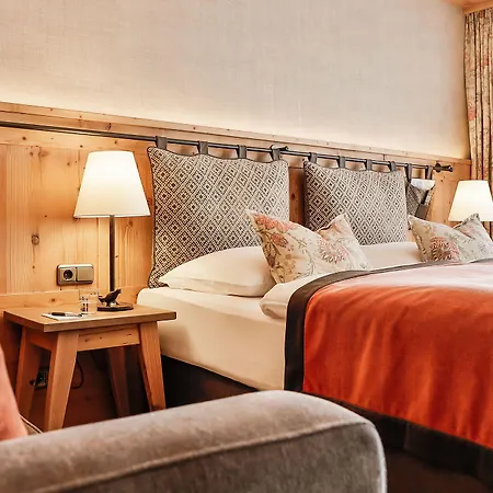 Superior Tirolerhof - Zell Am Otel 4*