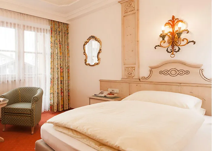 Superior Tirolerhof - Zell Am Целль-ам-Зеє