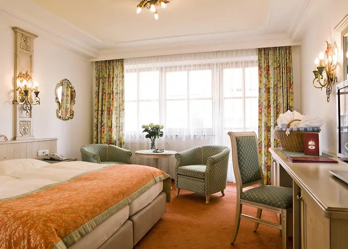 Superior Tirolerhof - Zell Am Hotell