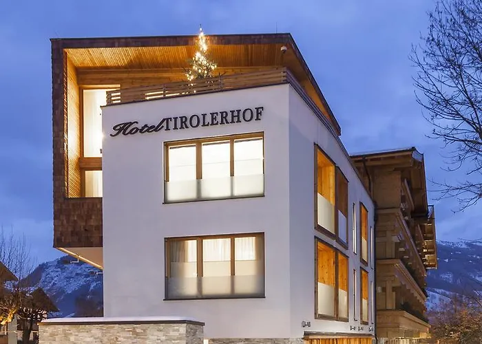 Superior Tirolerhof - Zell Am 4*